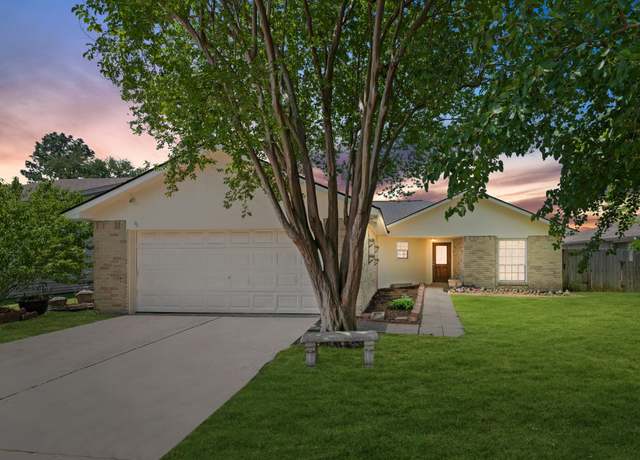 Property at 8327 Snail Hollow Dr, Houston, TX 77064, 3 beds, 2 baths