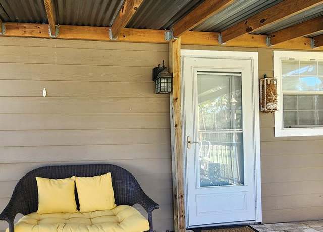 Property at 934 N Fm 356, Onalaska, TX 77360, 2 beds, 1.5 baths