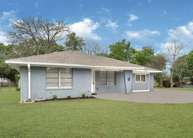Property at 3226 Bernard St, La Porte, TX 77571, 4 beds, 2 baths