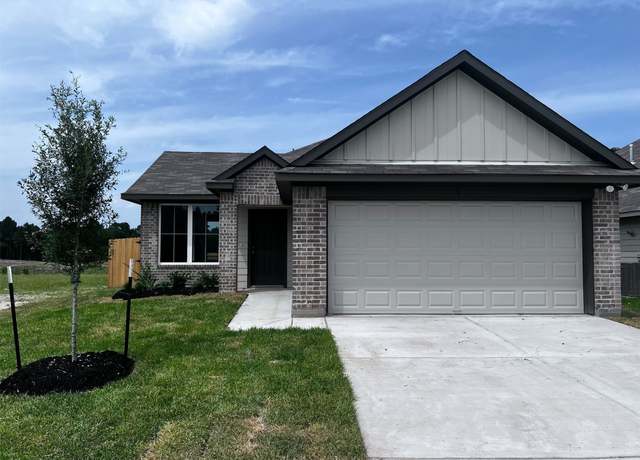 Property at 138 Overhill Dr, Huntsville, TX 77320, 3 beds, 2 baths