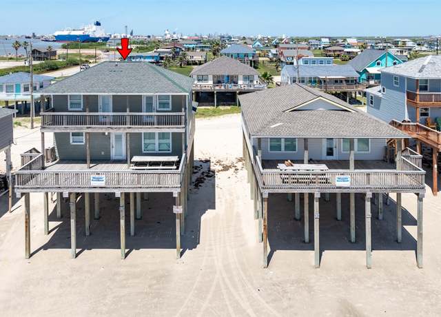 Property at 1314 Seashell Dr, Surfside Beach, TX 77541, 4 beds, 3 baths