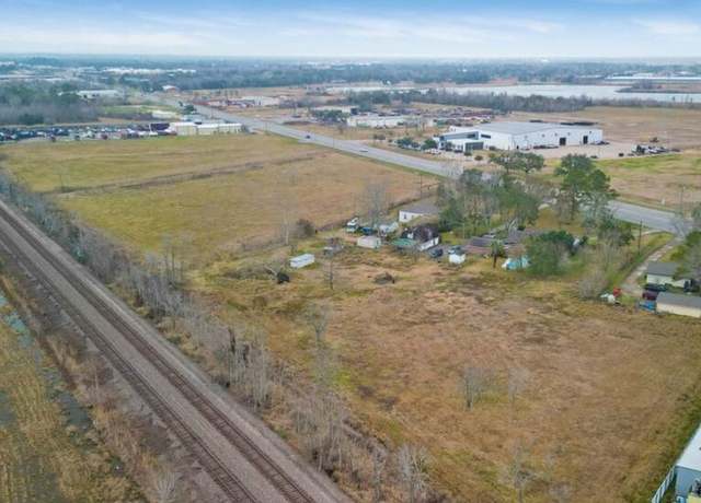 Property at 4140 E Highway 6, Alvin, TX 77511