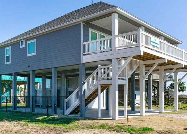 Property at 848 Meynig Dr, Crystal Beach, TX 77650, 3 beds, 2.5 baths