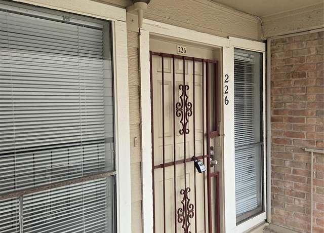 Property at 2100 Wilcrest Dr #226, Houston, TX 77042, 2 beds, 2 baths