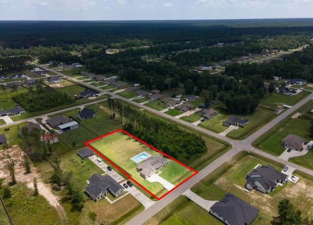 Property at 2018 Road 660, Dayton, TX 77535, 4 beds, 2 baths