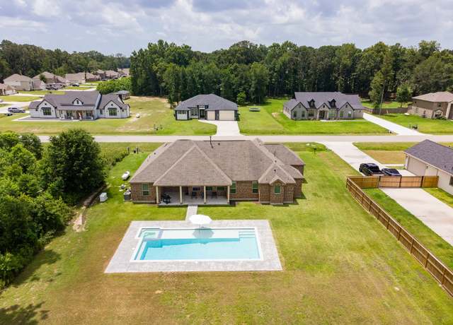 Property at 2018 Road 660, Dayton, TX 77535, 4 beds, 2 baths