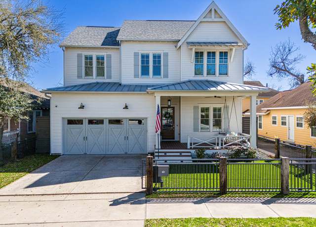 Property at 726 E 10th 1/2 St, Houston, TX 77008, 4 beds, 3.5 baths