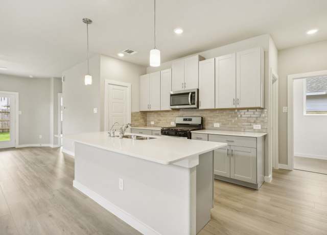 Property at 343 Willow Sage Ct, Montgomery, TX 77316, 3 beds, 2 baths