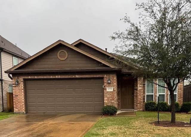 Property at 10739 Chestnut Path Way, Tomball, TX 77375, 3 beds, 2 baths