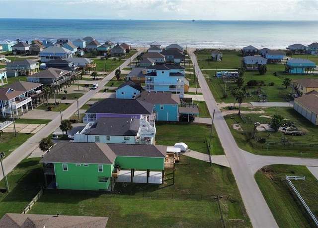 Property at 873 Townsend Dr, Crystal Beach, TX 77650, 4 beds, 4 baths