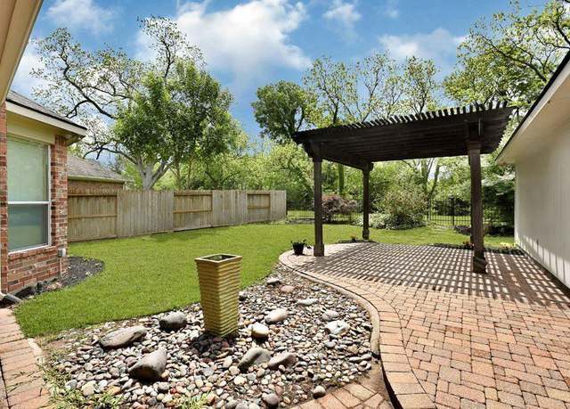 Property at 3730 Arundel Gardens Ln, Sugar Land, TX 77498, 6 beds, 3.5 baths