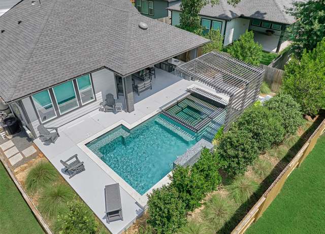 Property at 320 Bromley Square Dr, Montgomery, TX 77316, 4 beds, 3.5 baths