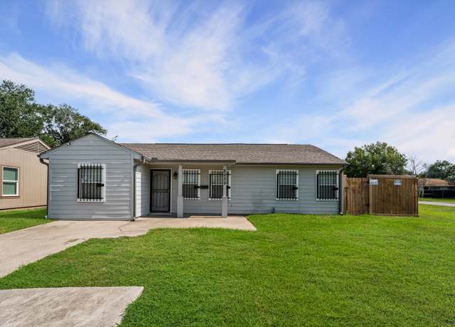 Property at 5035 Andrea St, Houston, TX 77021, 3 beds, 2 baths
