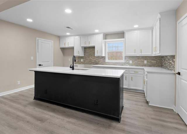 Property at 3406 W Cedar Bayou Lynchburg Rd, Baytown, TX 77521, 4 beds, 2 baths