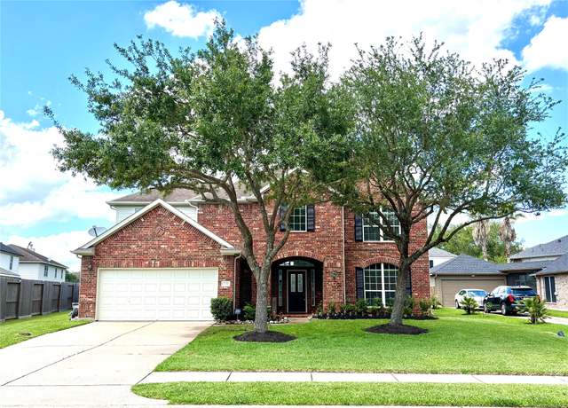 Property at 2528 Attwater Way, League City, TX 77573, 4 beds, 2.5 baths