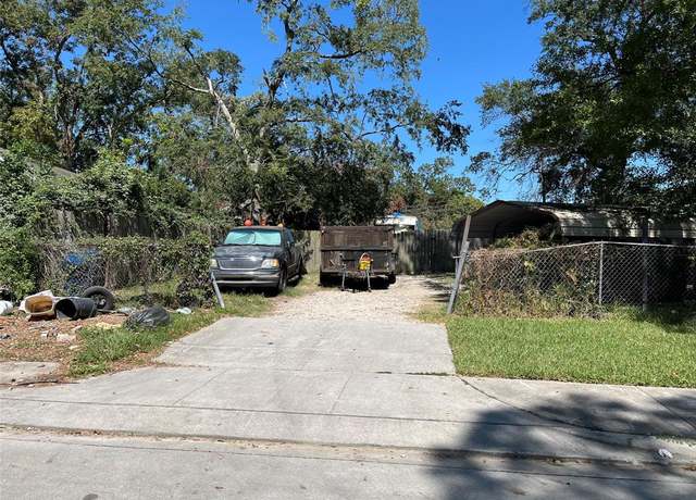 Property at 2630 Carmel St, Houston, TX 77091, 3 beds, 1 bath