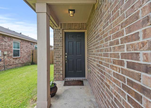 Property at 4918 Jagged Cliff Ln, Rosenberg, TX 77469, 3 beds, 2 baths