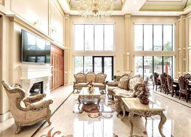 Property at 9105 Memorial Dr, Houston, TX 77024, 8 beds, 9.5 baths