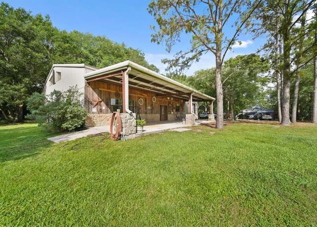 Property at 11066 County Road 190, Alvin, TX 77511, 4 beds, 3 baths