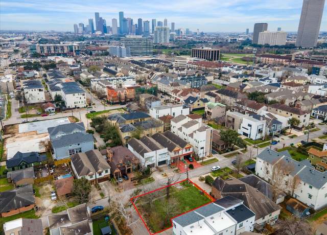 Property at 4211 Rose St, Houston, TX 77007