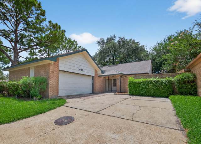 Property at 1603 Mary Mount Way, Houston, TX 77058, 3 beds, 2 baths