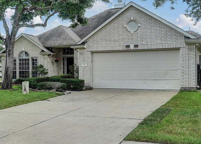 Property at 9903 Edgewood Manor Ct, Tomball, TX 77375, 3 beds, 2 baths
