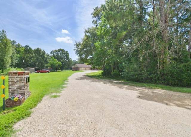 Property at 24055 Briar Thicket Dr, Porter, TX 77365, 4 beds, 2.5 baths