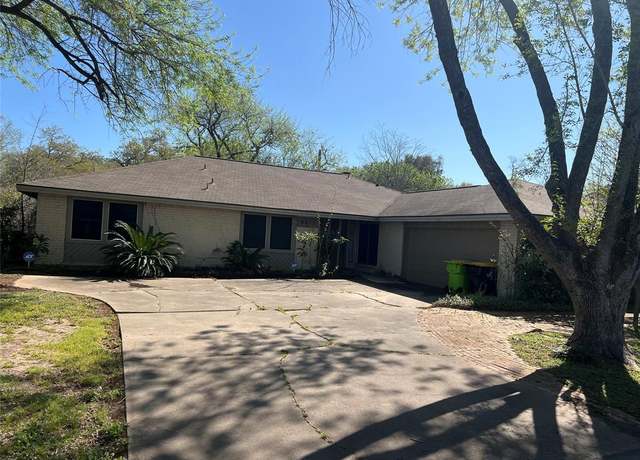 Property at 2013 Thompson Rd, Richmond, TX 77469, 3 beds, 2 baths