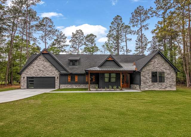 Property at 819 E Wildwood Dr, Village Mills, TX 77663, 3 beds, 3.5 baths
