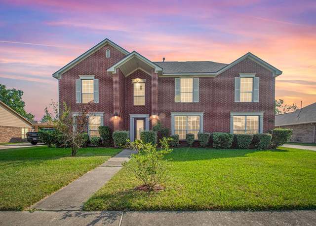 Property at 2103 Paintbrush Ave Ave, League City, TX 77573, 4 beds, 3.5 baths