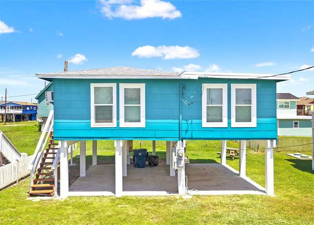 Property at 302 Ocean Ave, Surfside Beach, TX 77541, 2 beds, 1 bath