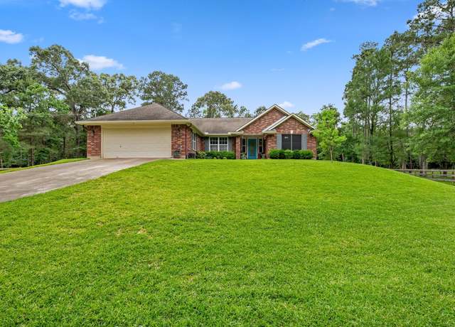 Property at 605 Pelican St, Magnolia, TX 77355, 4 beds, 2 baths