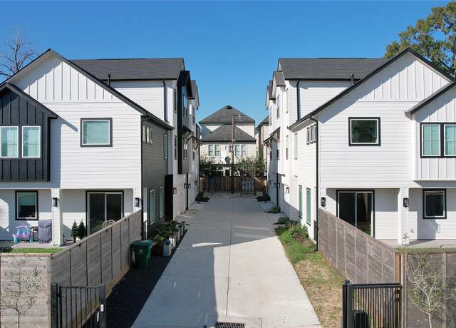 Property at 1705 Wycliffe Dr Unit B, Houston, TX 77043, 4 beds, 3.5 baths