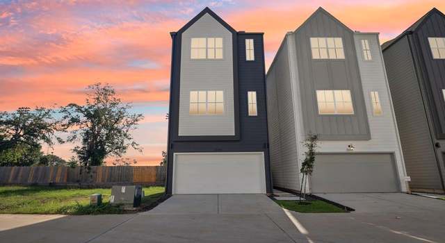 Photo of 2202 Springwood Vista Ln, Houston, TX 77055