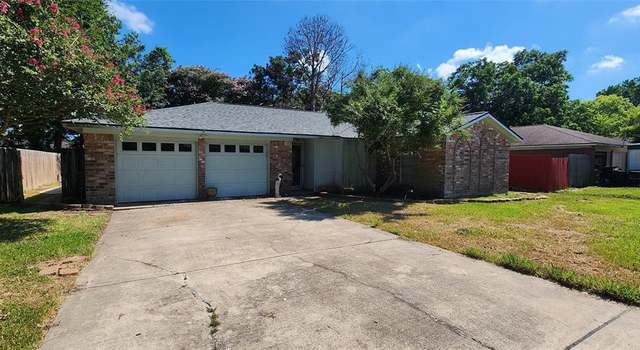 Property at 4812 33rd St, Dickinson, TX 77539, 3 beds, 2 baths