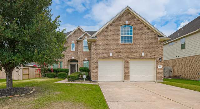 Photo of 2109 Rolling Hills Dr, Pearland, TX 77581