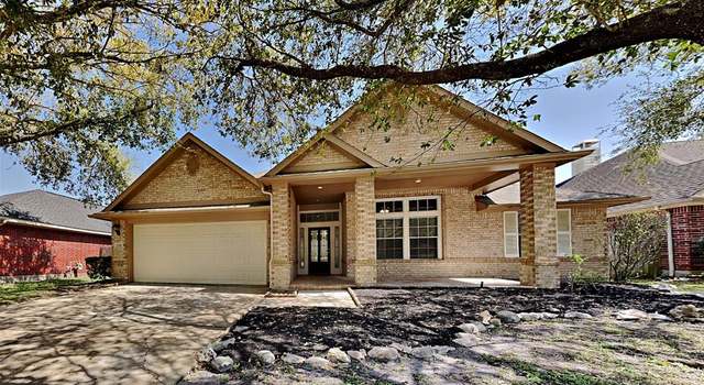 Photo of 1311 Kingfisher Ct S, Pearland, TX 77584