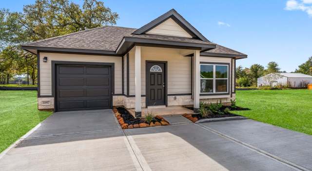 Photo of 11885 East Gate Dr, Willis, TX 77318