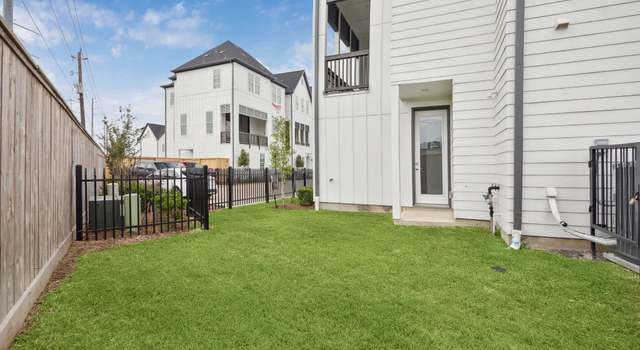Photo of 3302 Green Lilly Ln, Houston, TX 77008