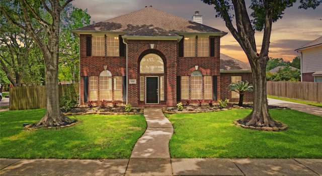 Photo of 2018 Pembroke Bay Dr, League City, TX 77573
