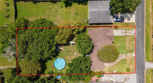 Photo of 4106 19th St N, Texas City, TX 77590