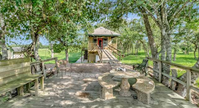 Photo of 15631 Fm 682, Yoakum, TX 77995