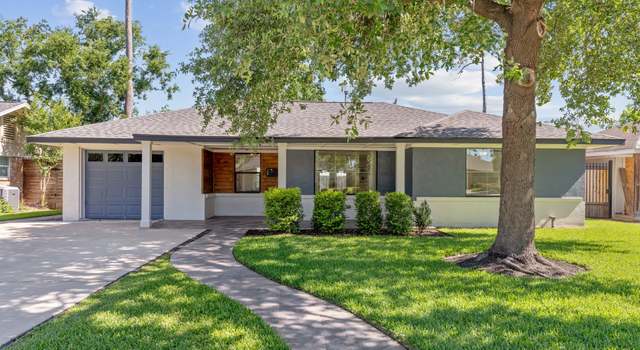 Photo of 6422 Pineshade Ln, Houston, TX 77008