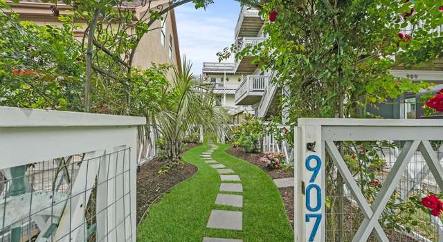 Photo of 907 Winnie St, Galveston, TX 77550