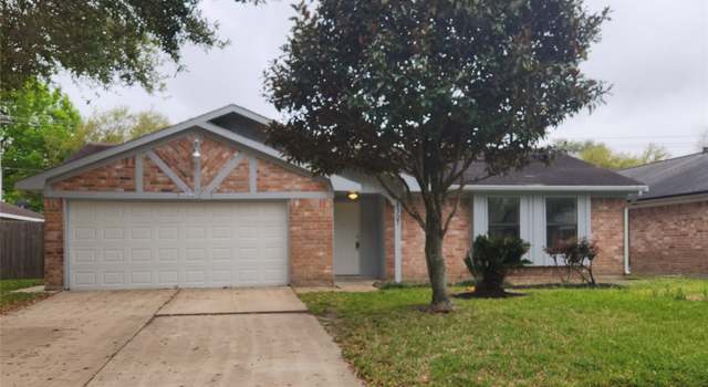 Photo of 12307 Shannon Hills Dr, Houston, TX 77099