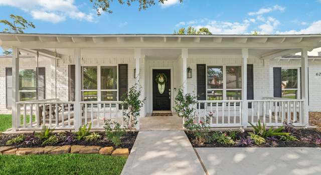 Photo of 623 Thornwood Dr, Shenandoah, TX 77381