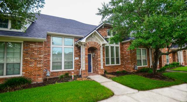 Photo of 3306 Knollcrest Ln, Pearland, TX 77584
