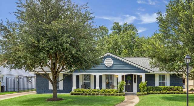 Photo of 10030 Burgoyne Rd, Houston, TX 77042