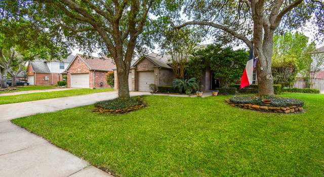 Photo of 1234 Deerbrook Dr, Sugar Land, TX 77479
