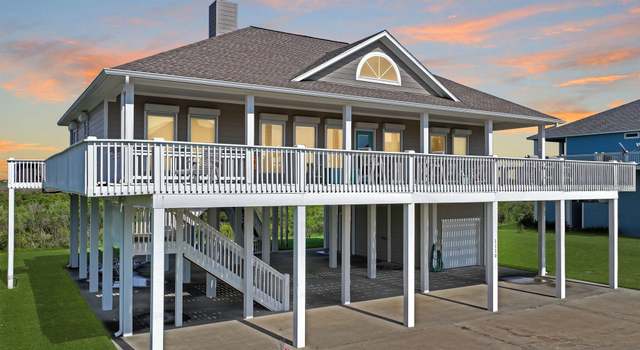 Photo of 1110 Lagoon Dr, Crystal Beach, TX 77650
